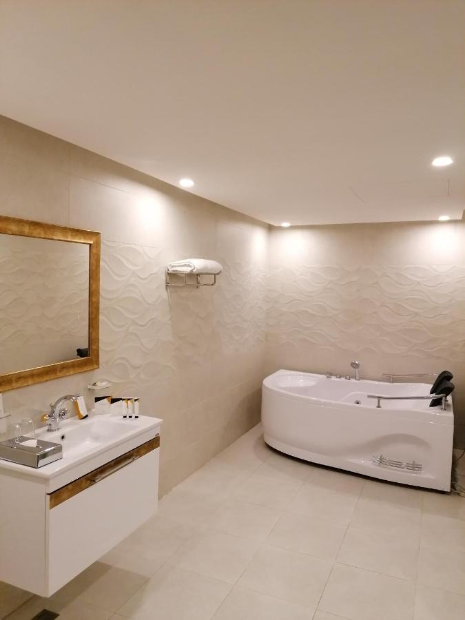 Al Maali Hotel Jazan Kültér fotó